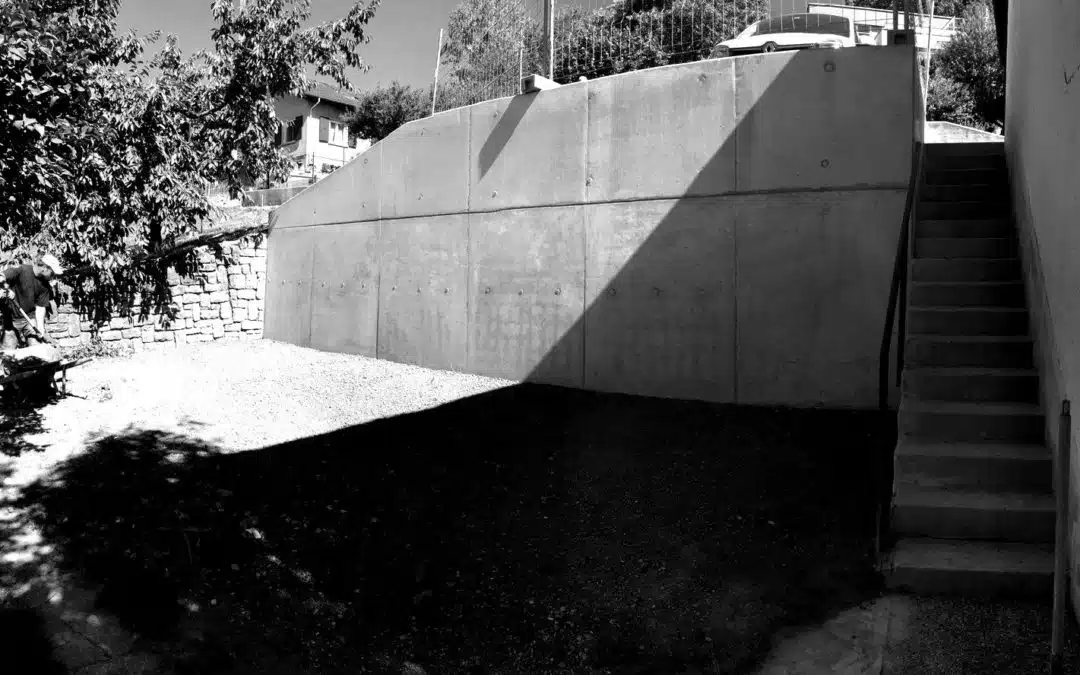 Création de 2 places de parc et construction d’un mur de soutènement à Penthalaz